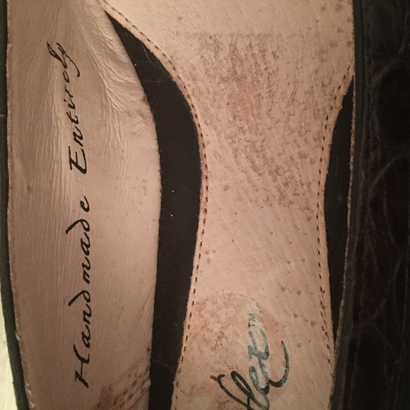 Vintage handmade pumps